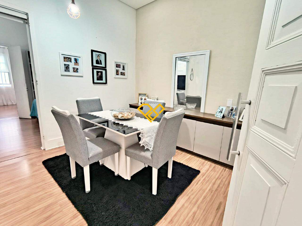 Casa à venda no Vila Mathias: Sala