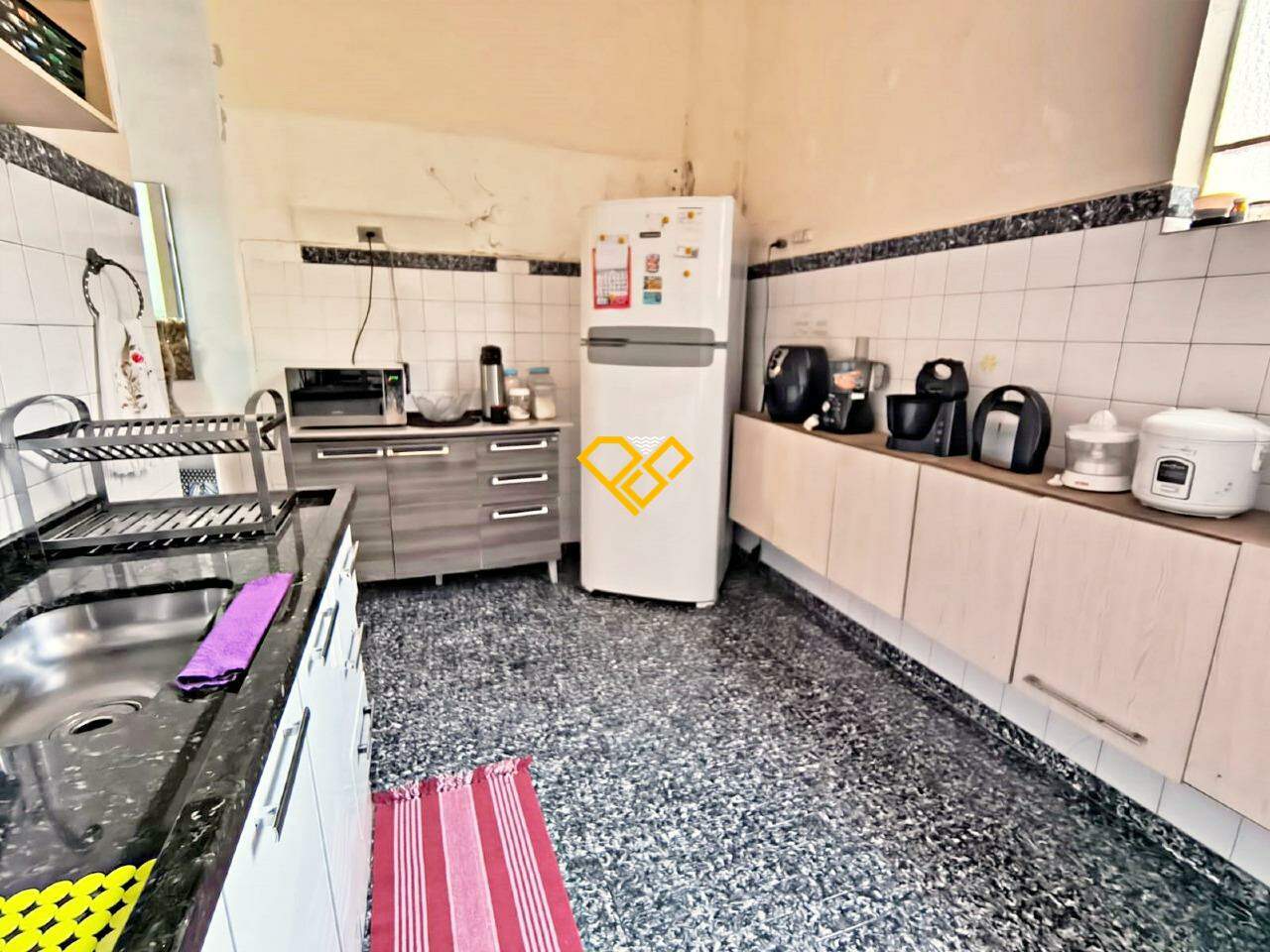 Casa à venda no Vila Mathias: Cozinha