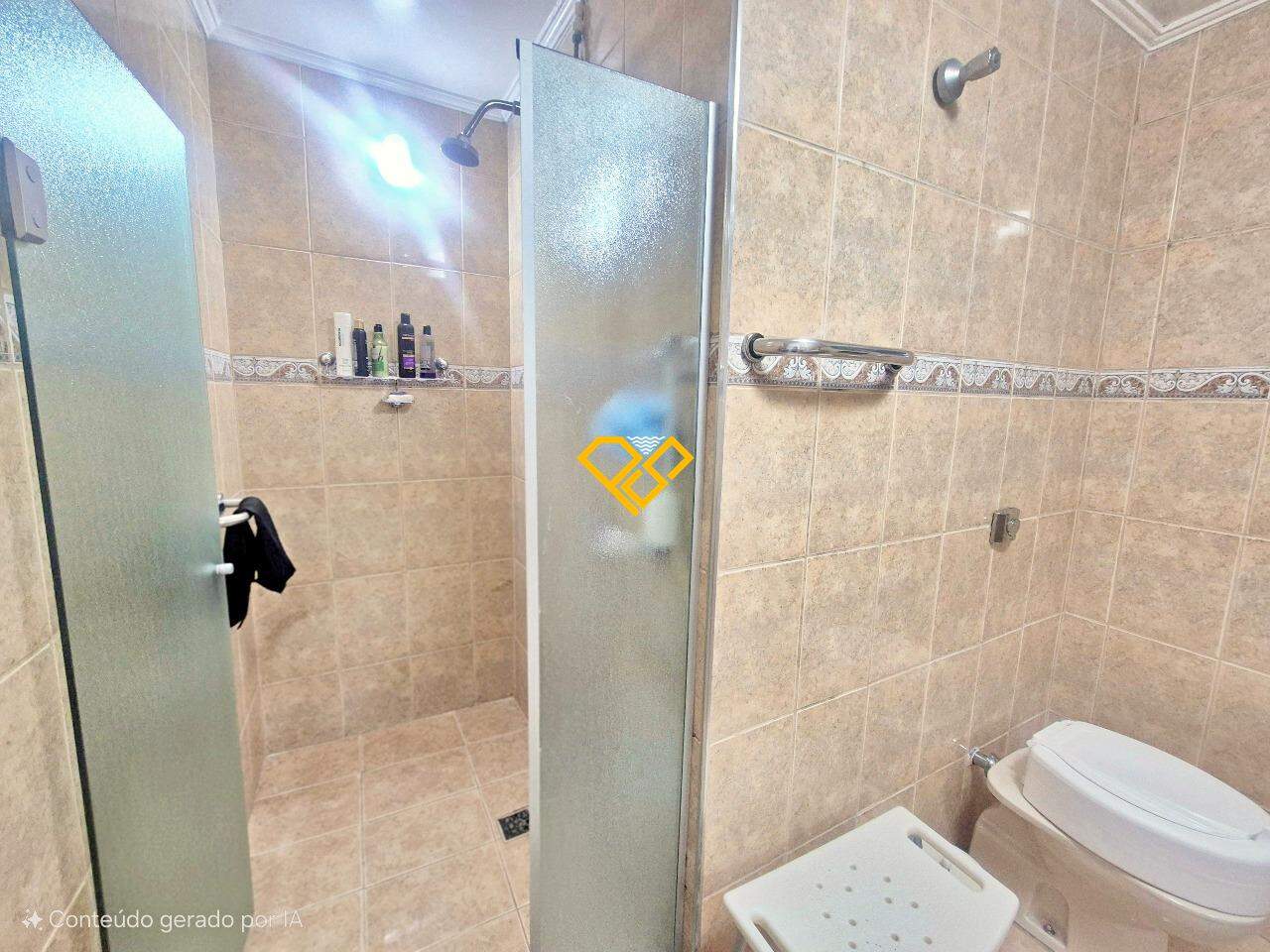 Apartamento à venda no Ponta da Praia: Wc social