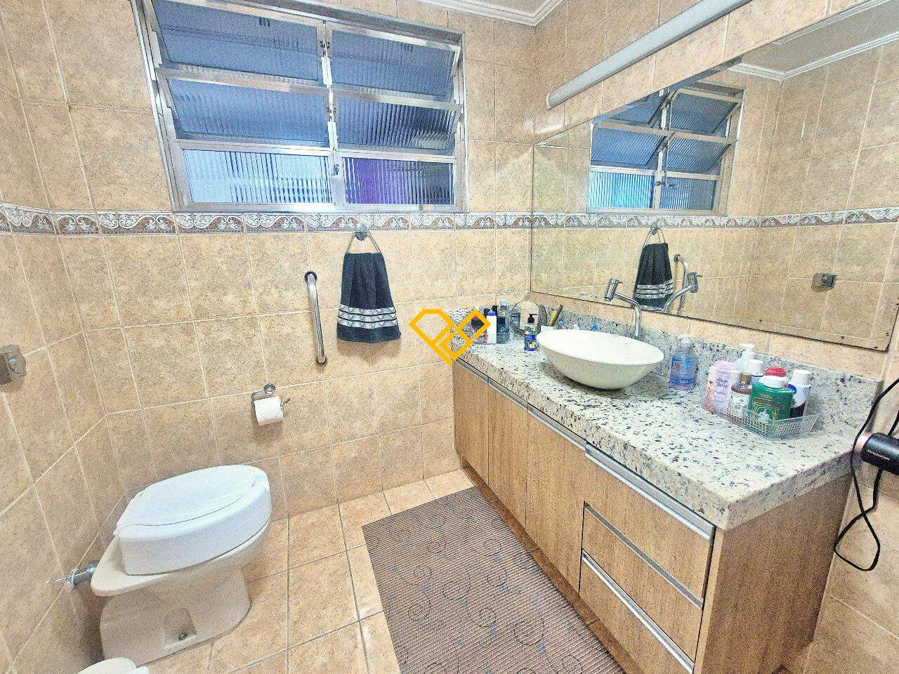Apartamento à venda no Ponta da Praia: Wc social