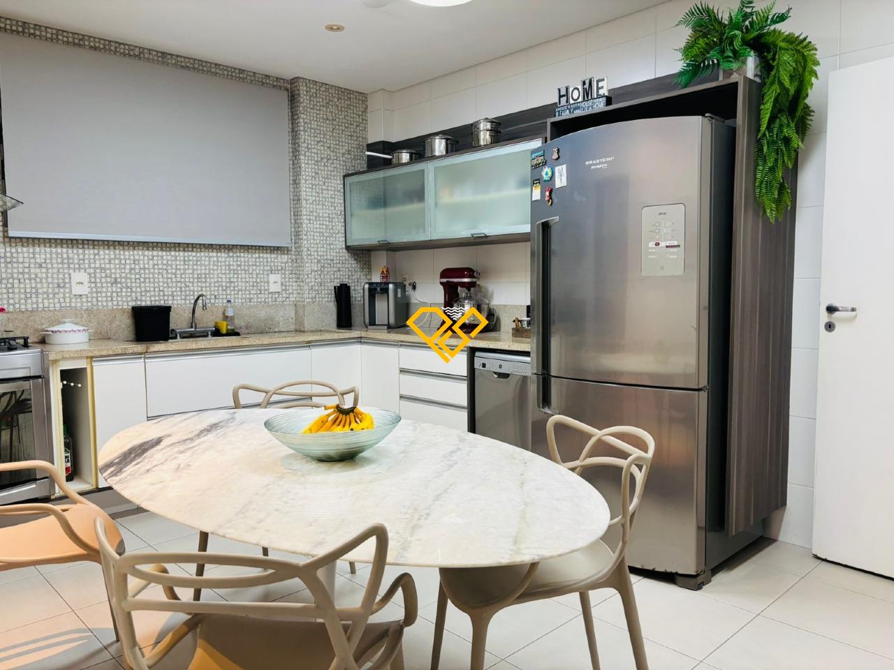 Apartamento à venda no Embaré: Cozinha