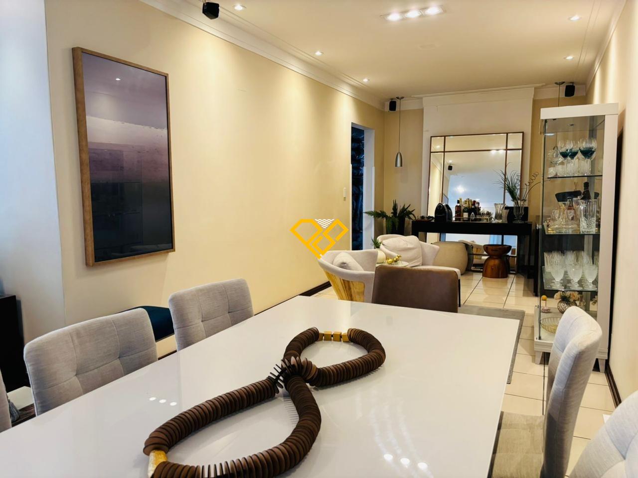 Apartamento à venda no Embaré: Sala