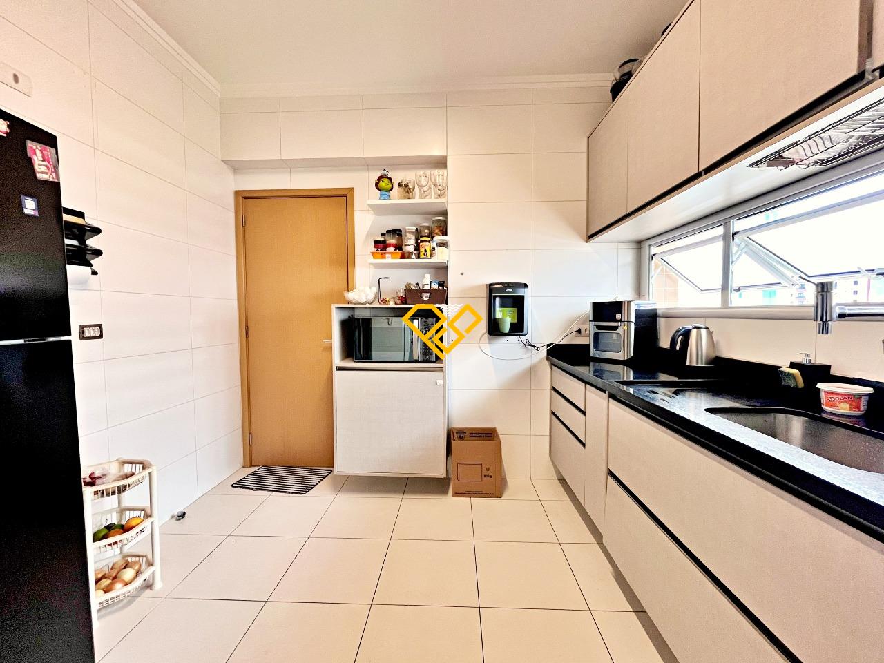 Apartamento à venda no Gonzaga: Cozinha