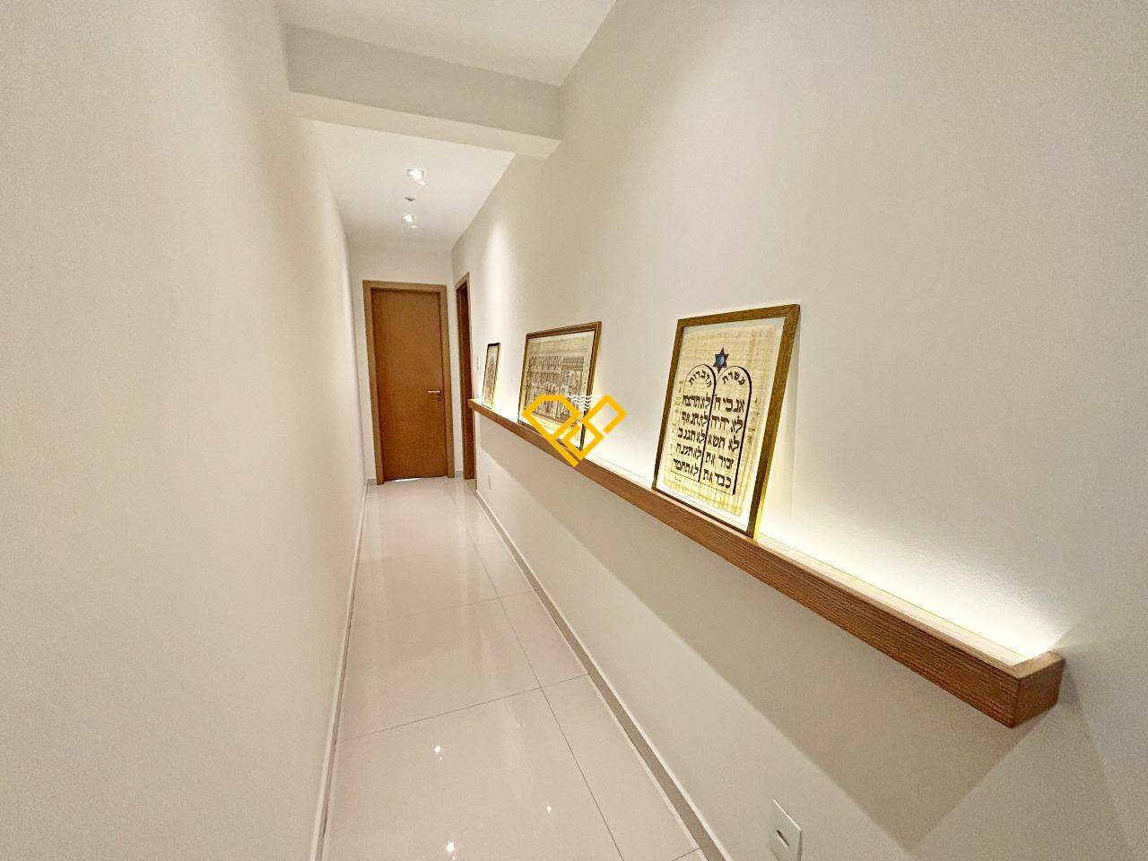 Apartamento à venda no Embaré: Área íntima