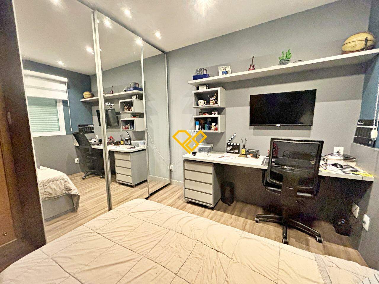 Apartamento à venda no Embaré: Suíte 3