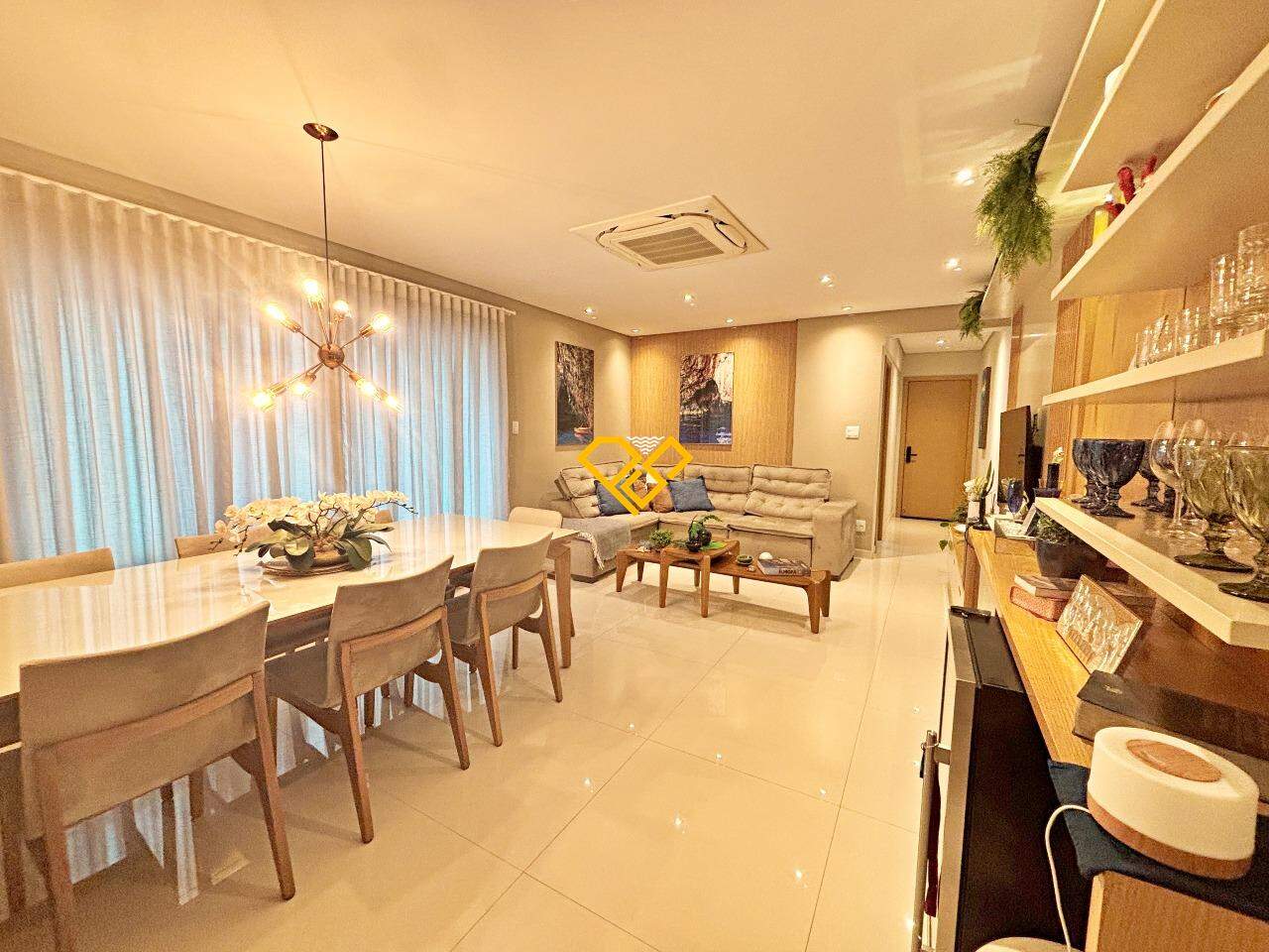 Apartamento à venda no Embaré: Sala