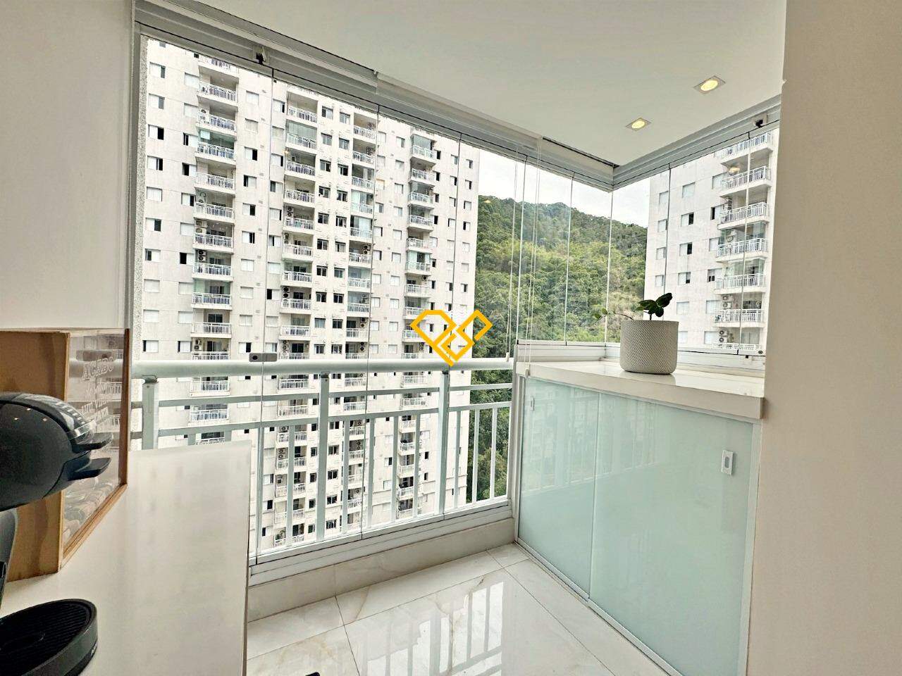Apartamento à venda no Marapé: Varanda