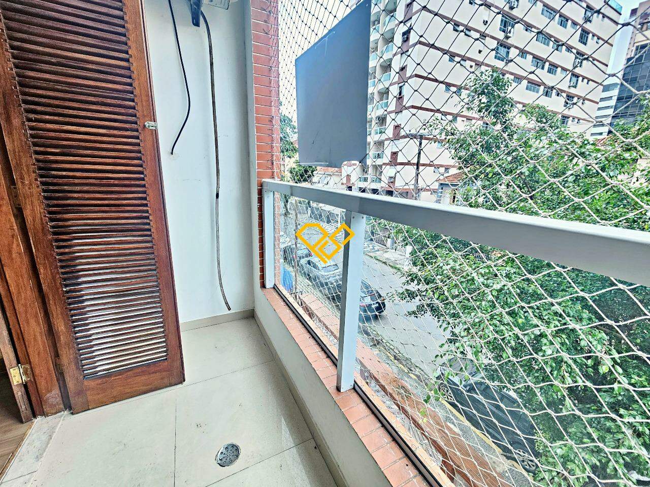 Apartamento para aluguel no Pompéia: Varanda