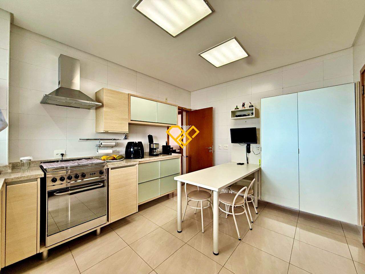 Apartamento à venda no Aparecida: Cozinha