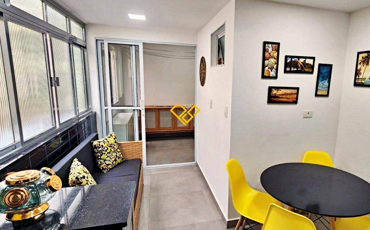 Apartamento à venda no Ponta da Praia: Cozinha