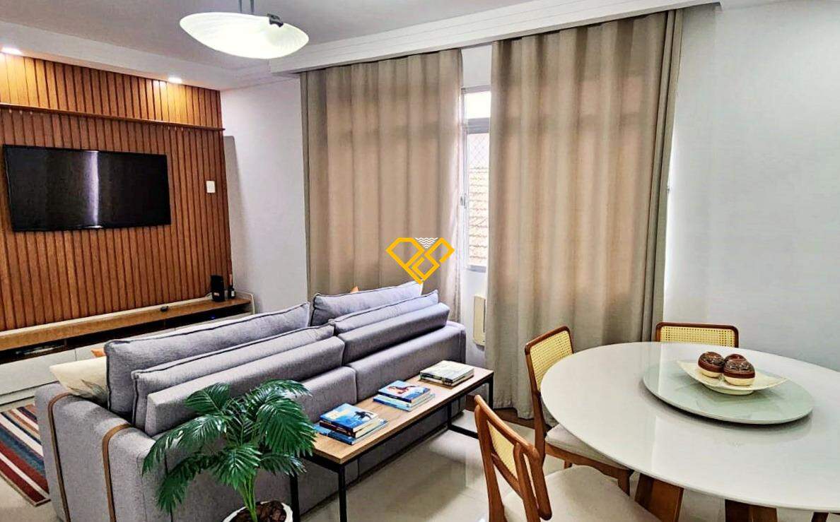 Apartamento à venda no Ponta da Praia: Sala