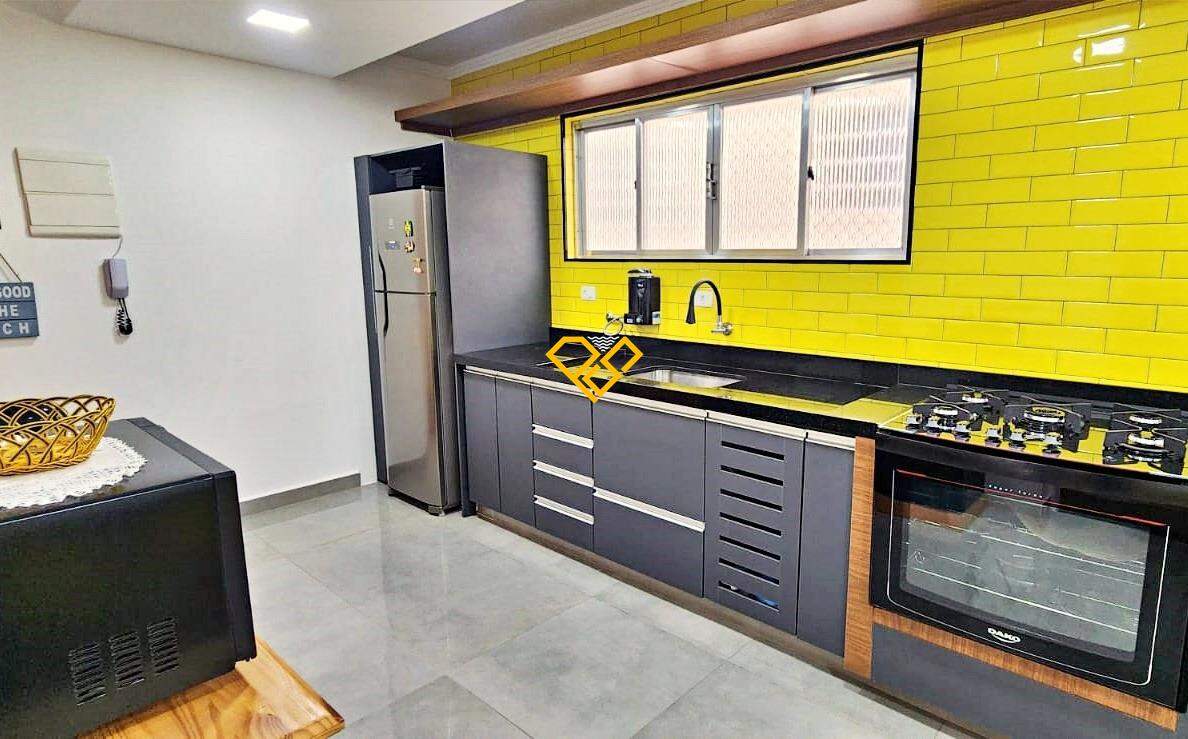 Apartamento à venda no Ponta da Praia: Cozinha