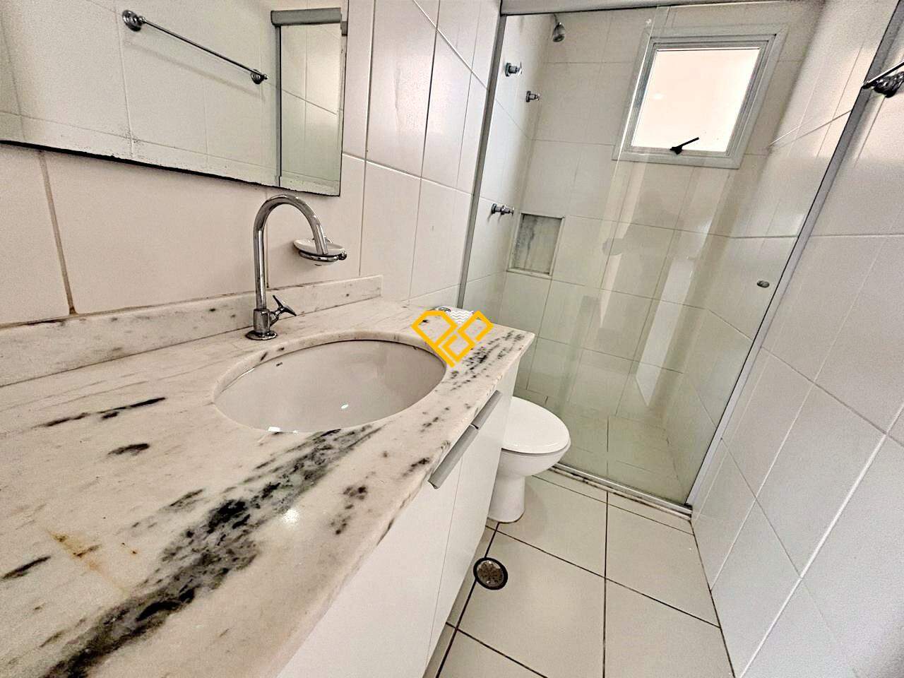 Apartamento à venda no Gonzaga: Wc social
