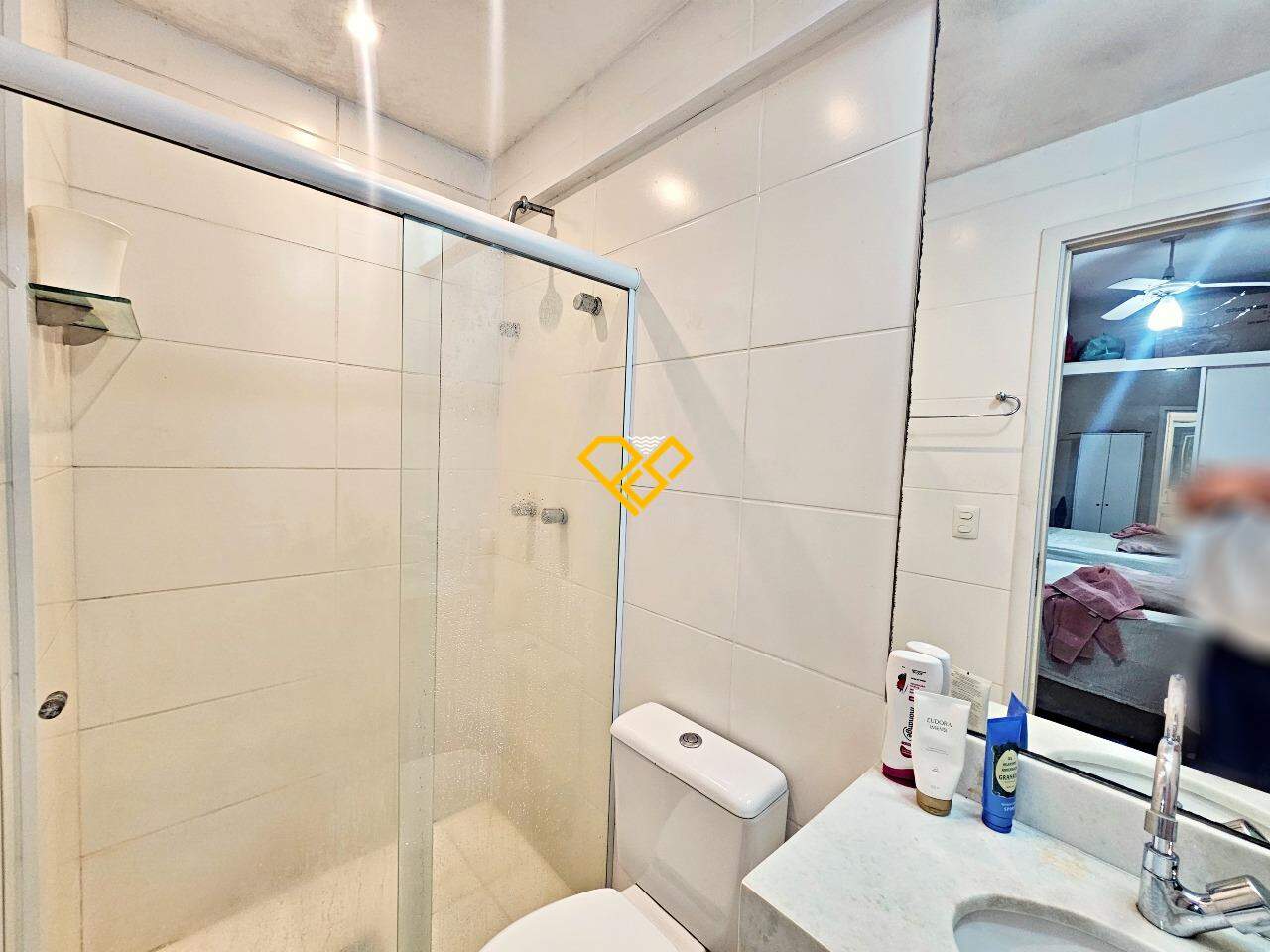 Apartamento à venda no Macuco: Wc suíte