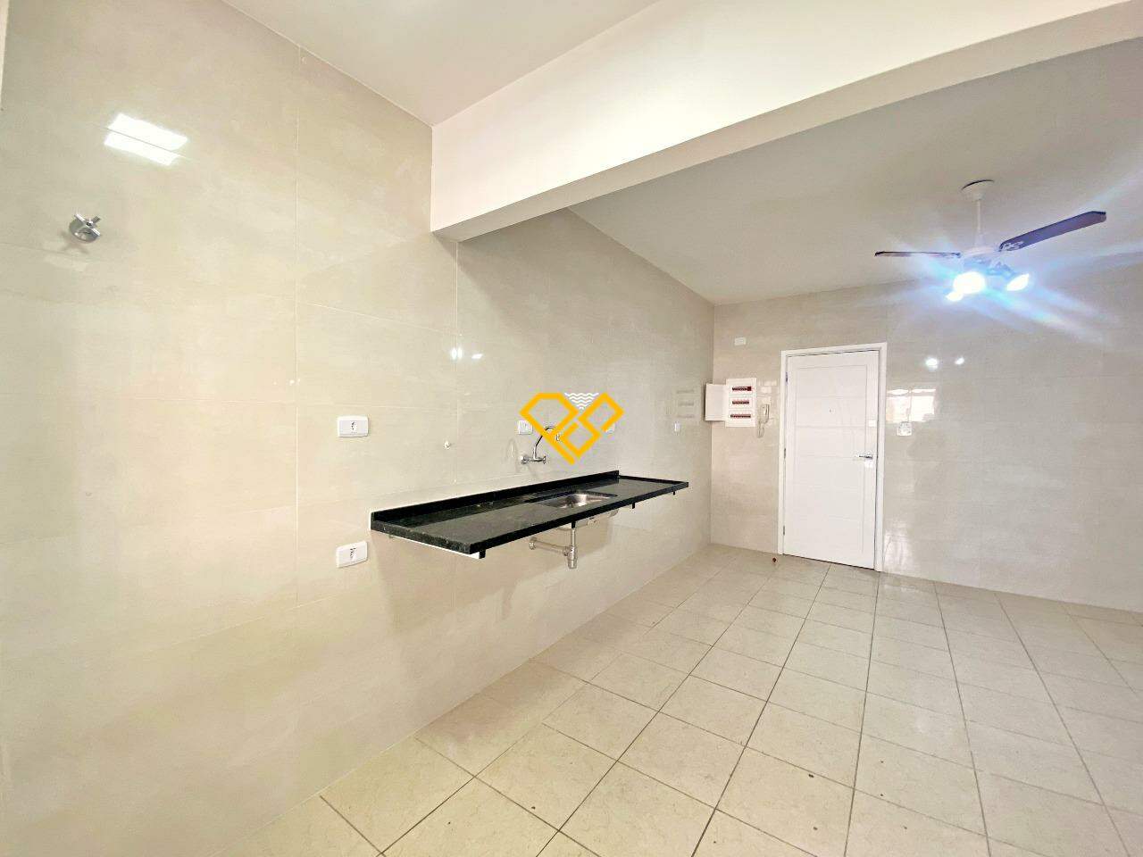 Apartamento à venda no Embaré: Cozinha