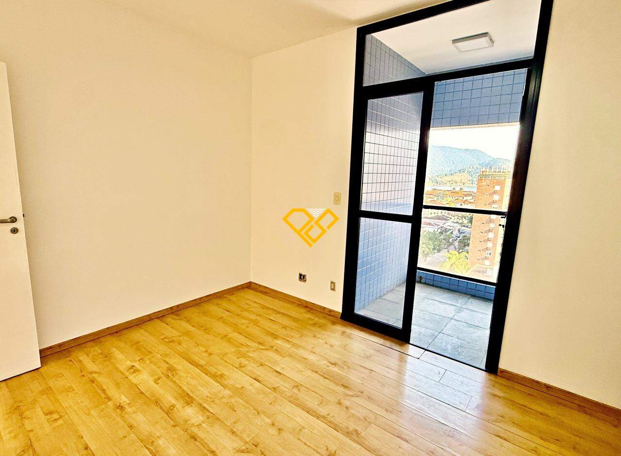 Apartamento à venda no Ponta da Praia: Suíte 1