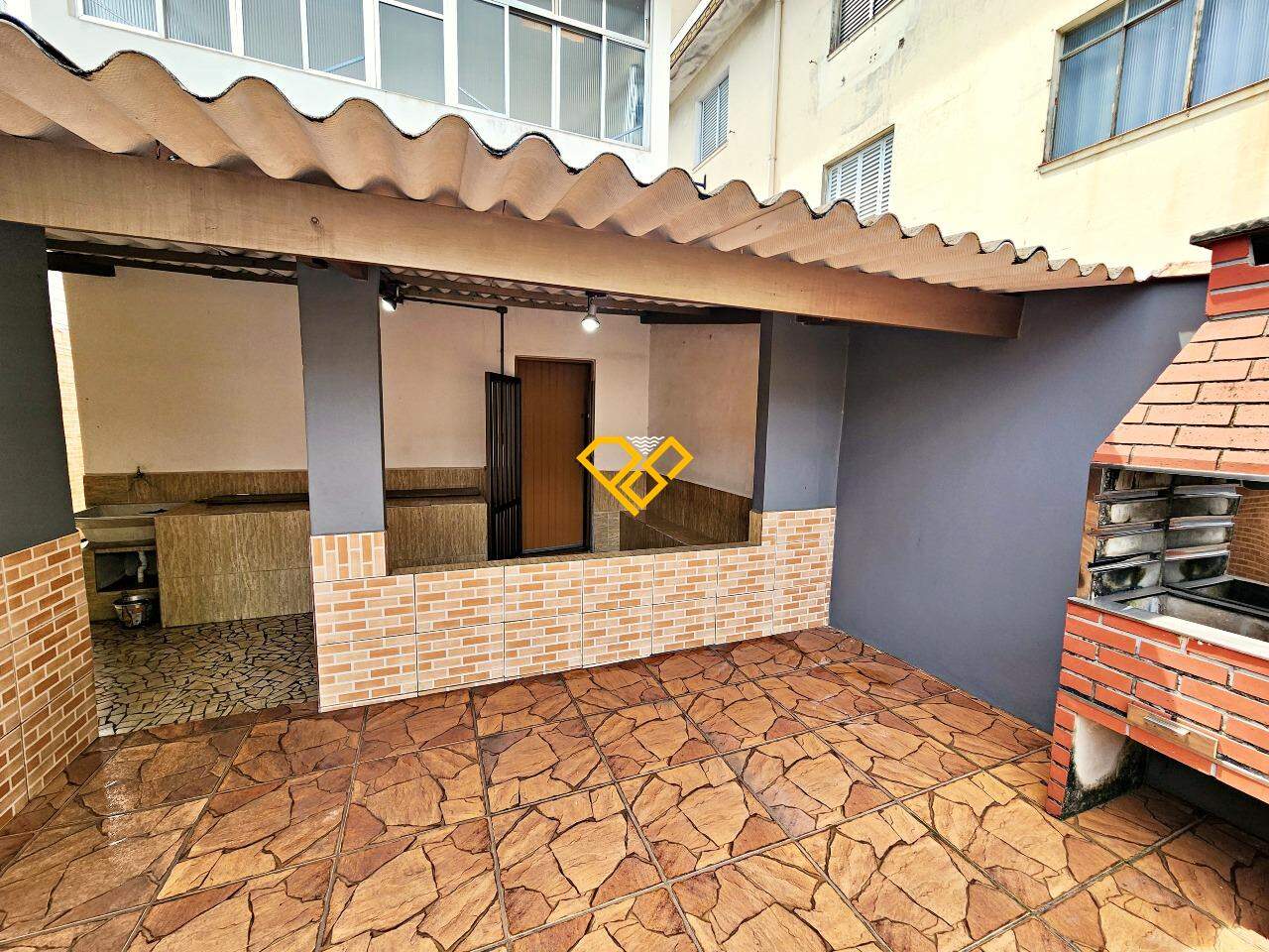 Casa à venda no Vila Belmiro: Área com churrasqueira