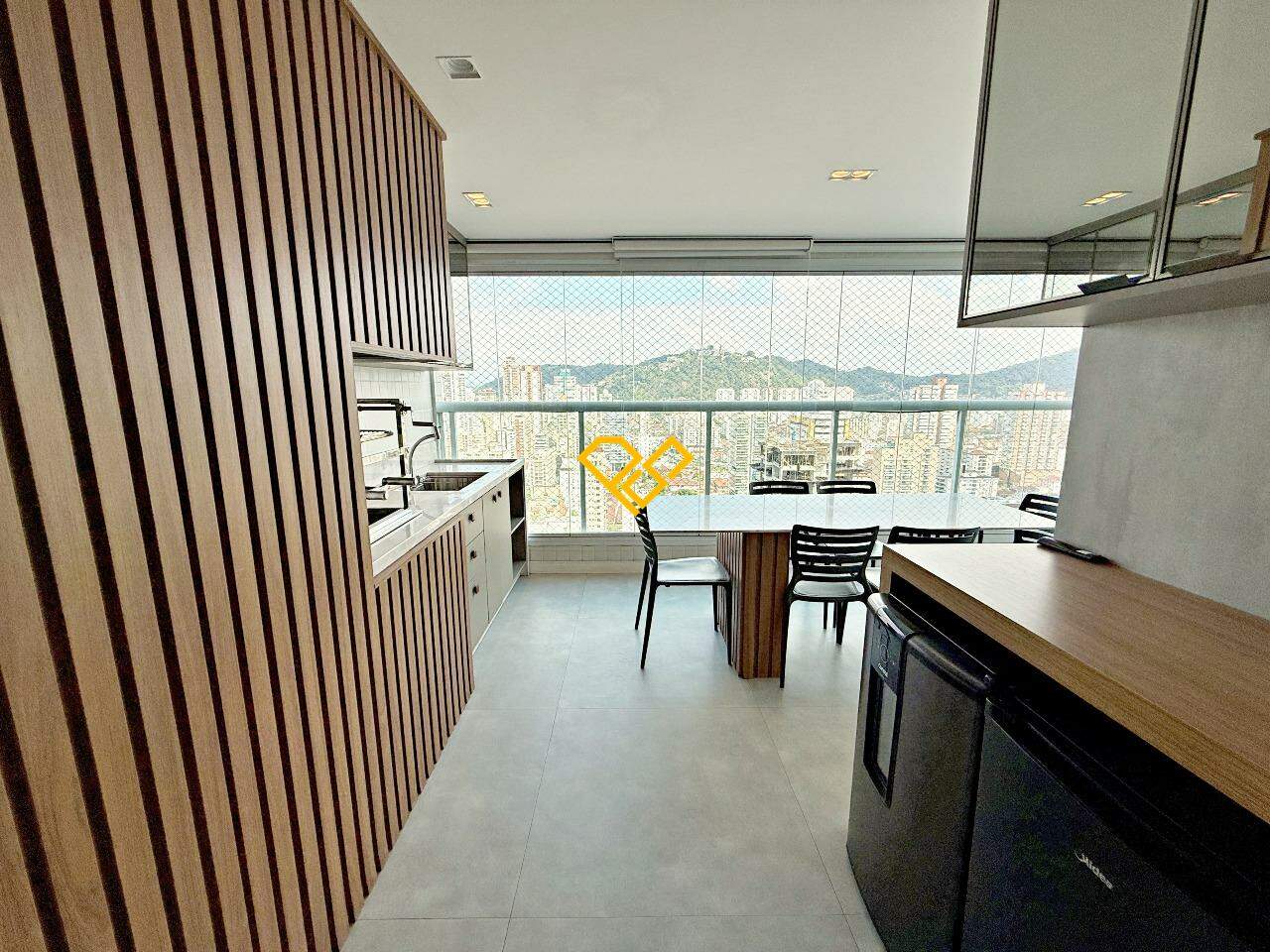 Apartamento à venda no Gonzaga: Varanda gourmet