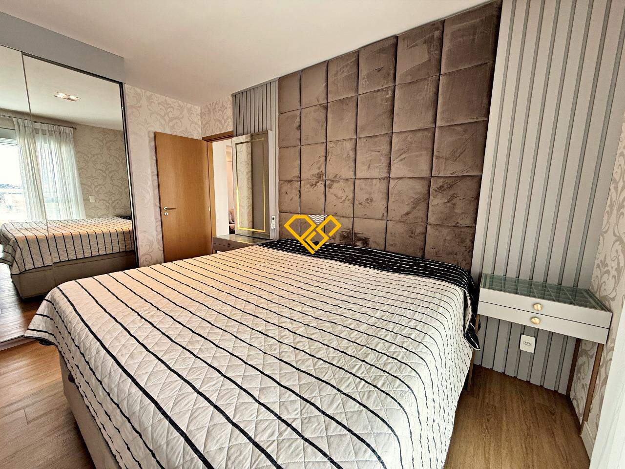 Apartamento à venda no Gonzaga: Dormitório 1 - suíte