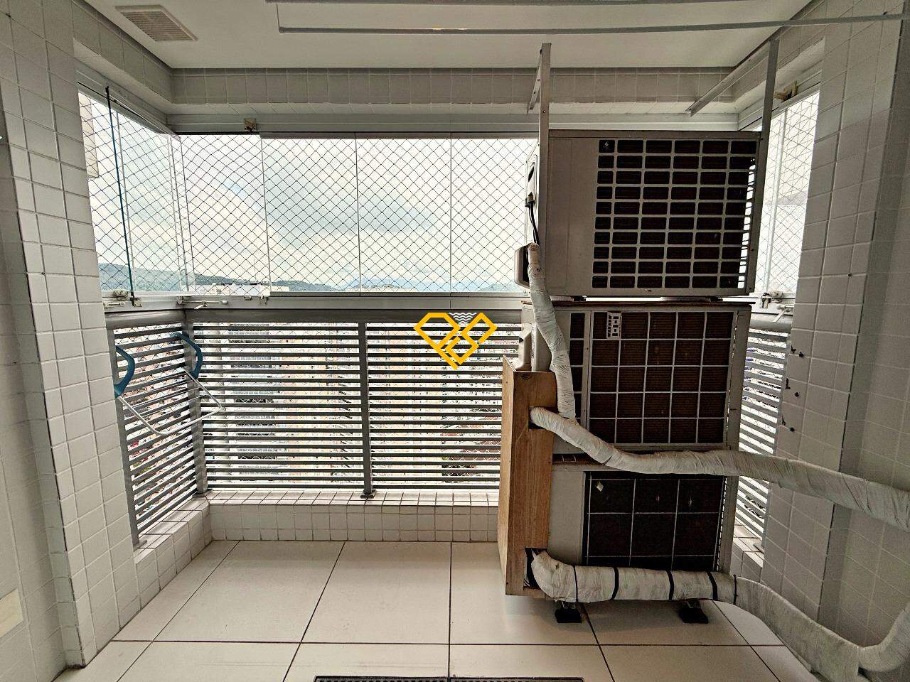 Apartamento à venda no Gonzaga: Área técnica