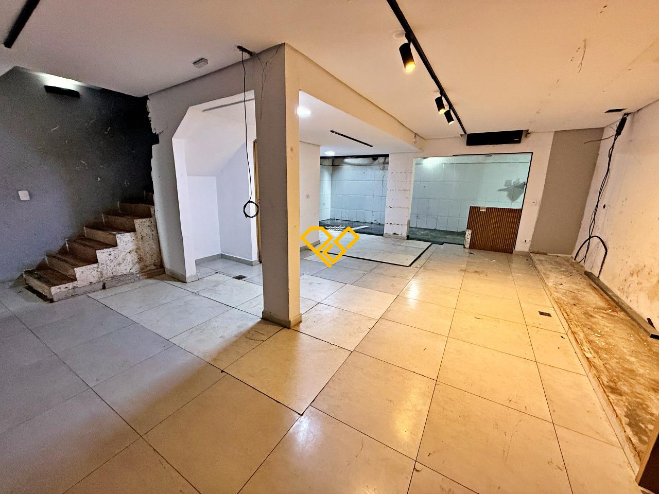 Casa para aluguel no Embaré: 