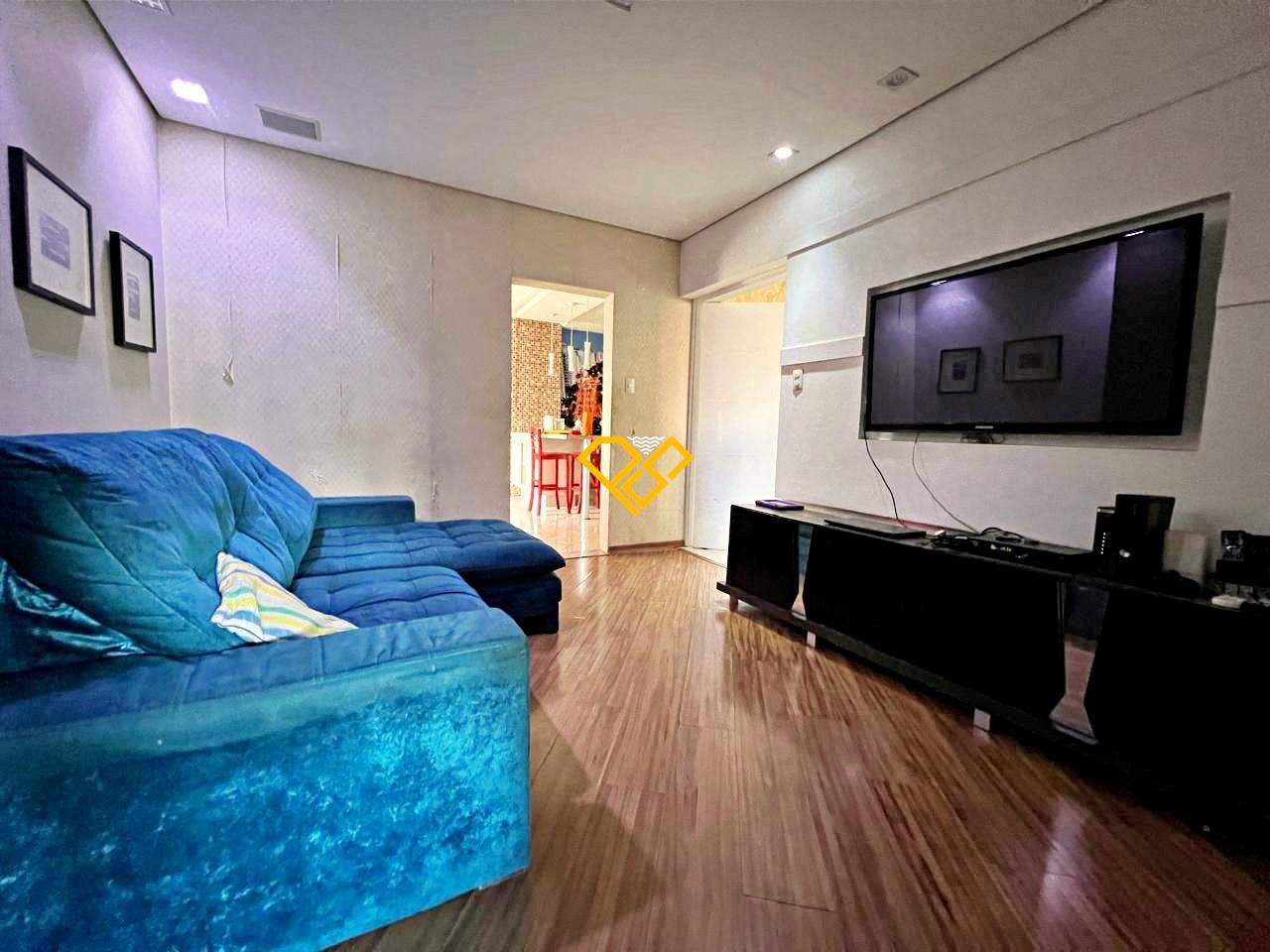 Apartamento à venda no Embaré: Sala de tv