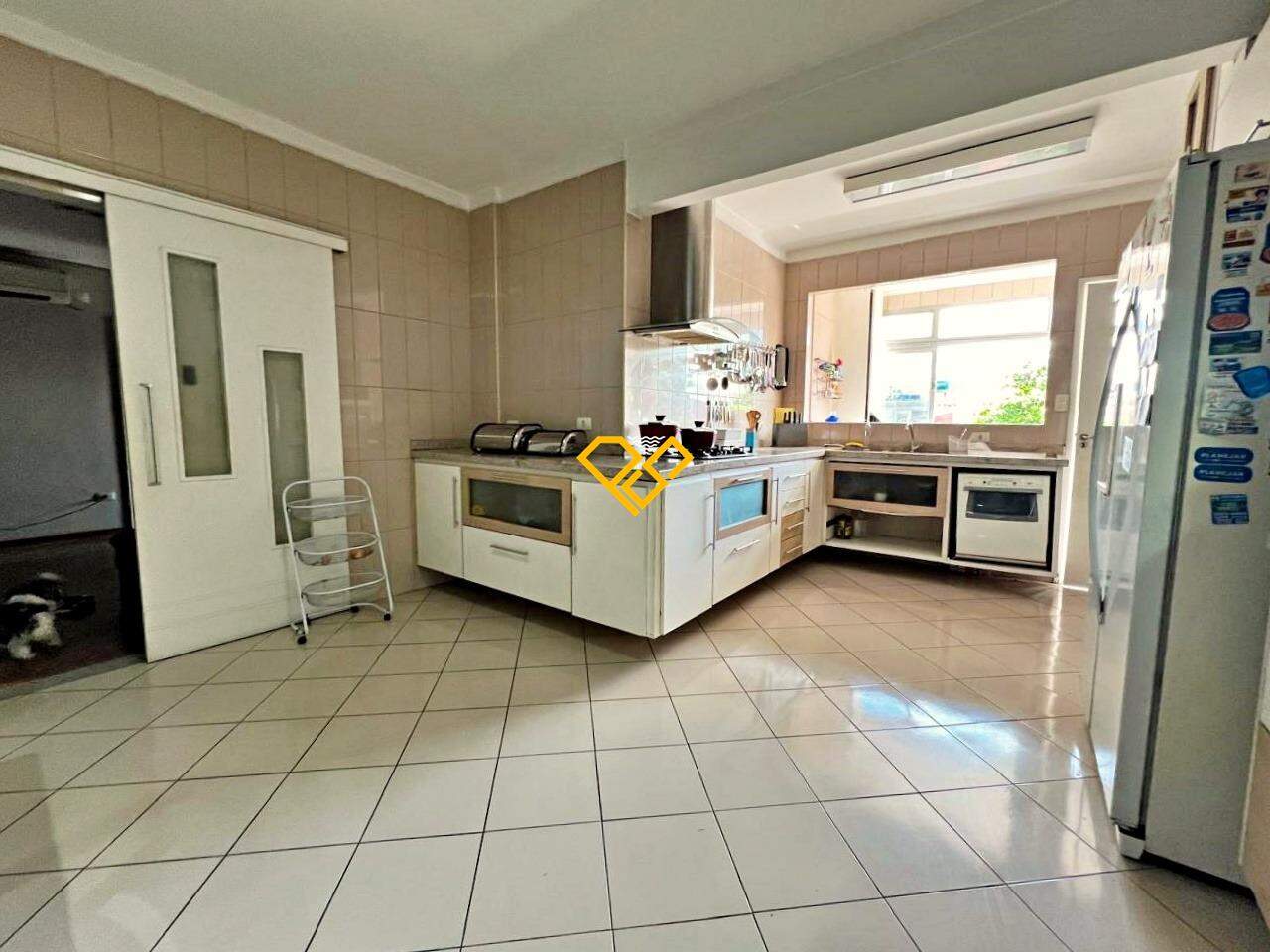 Apartamento à venda no Embaré: Cozinha