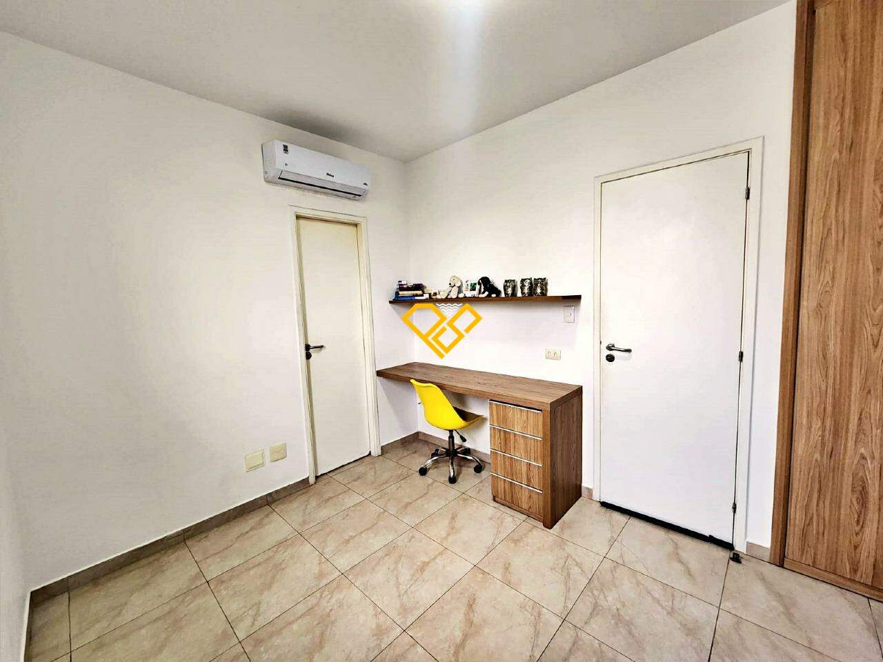 Casa em Condomínio à venda no Marapé: Suíte 2