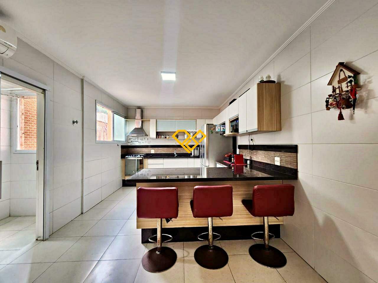Casa em Condomínio à venda no Marapé: Cozinha