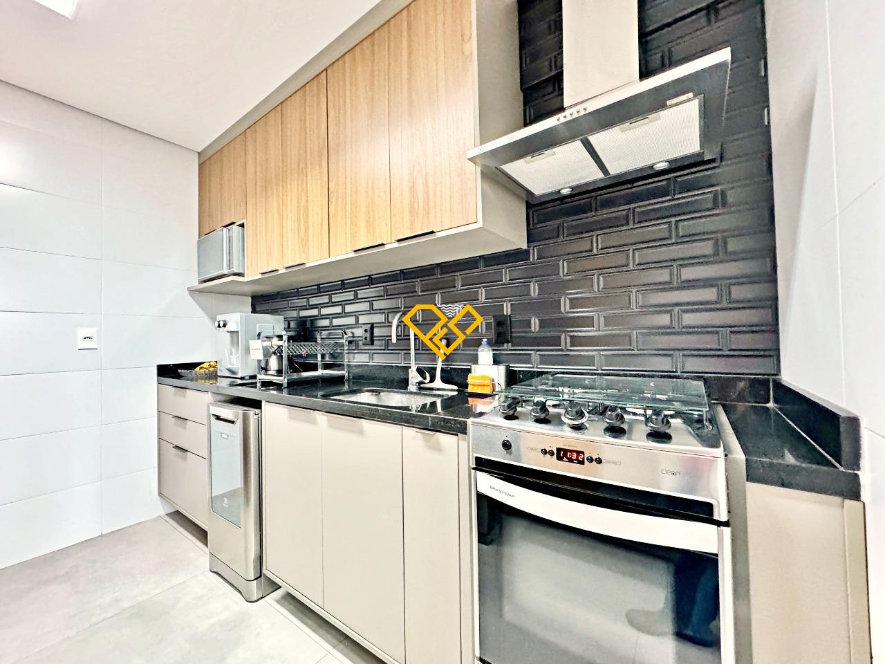 Apartamento à venda no Gonzaga: Cozinha