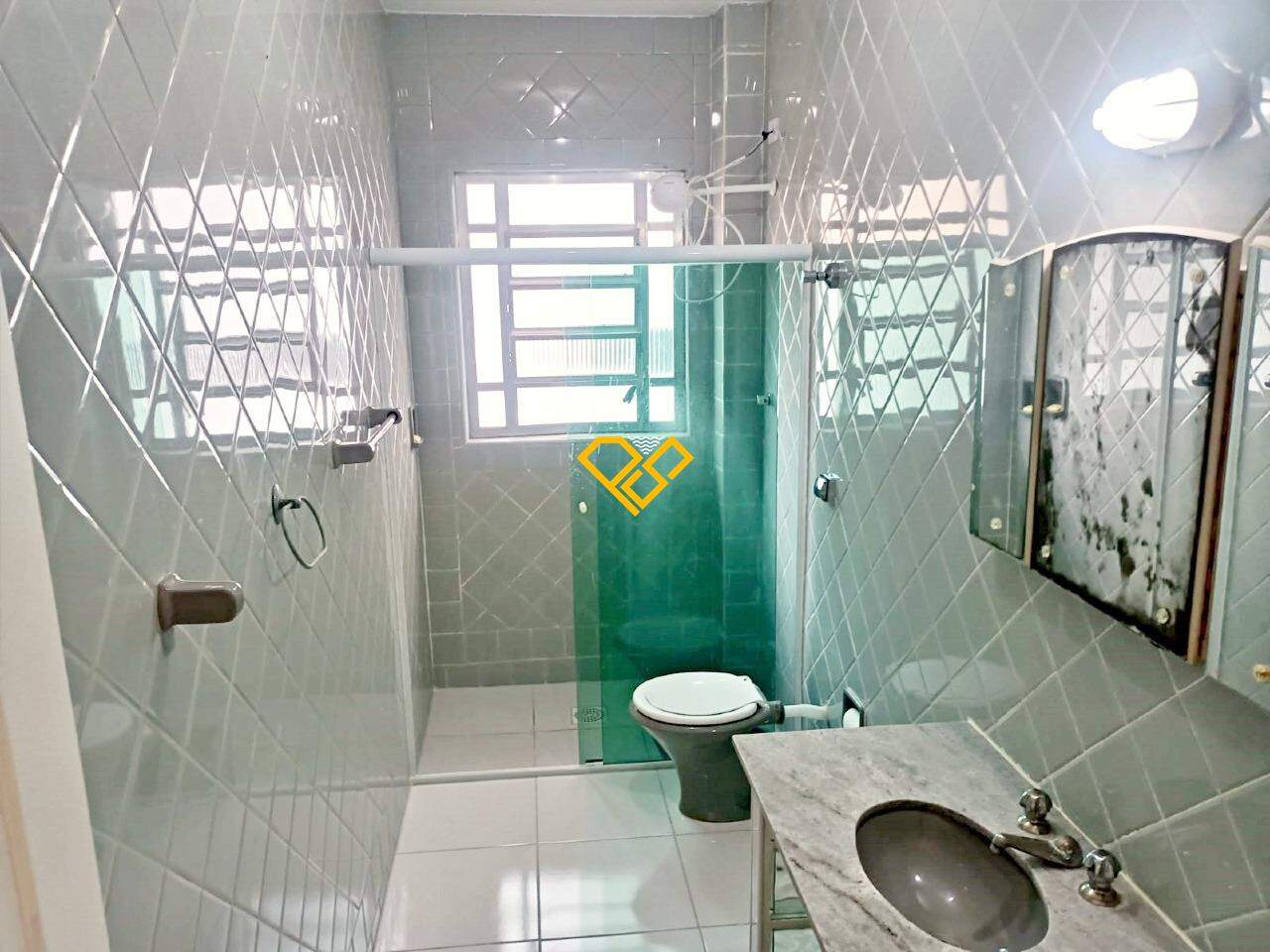 Apartamento à venda no Pompéia: Wc social