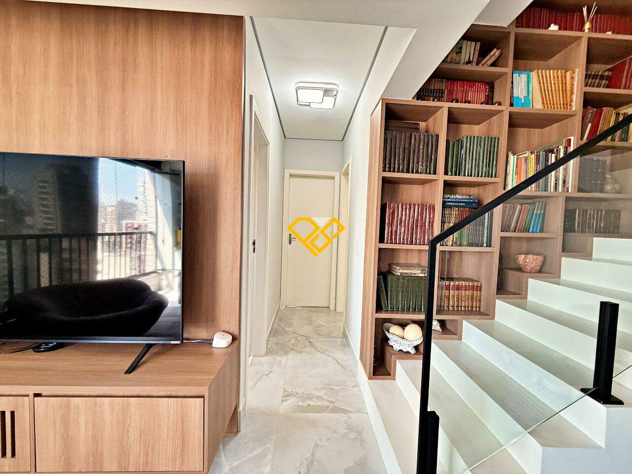 Cobertura à venda no Pompéia: Área íntima 1° piso