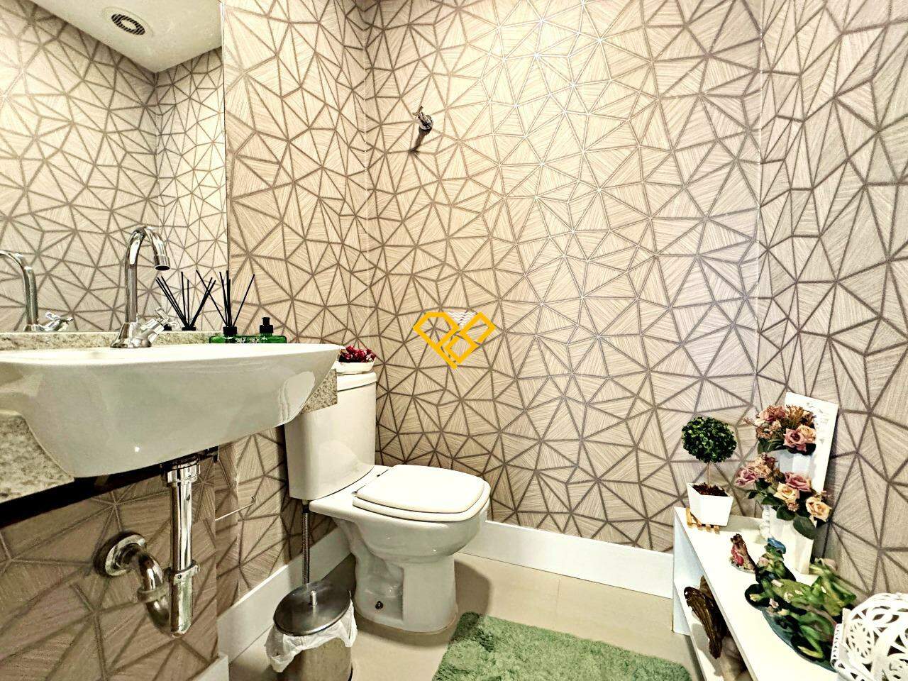 Apartamento à venda no Boqueirão: Lavabo