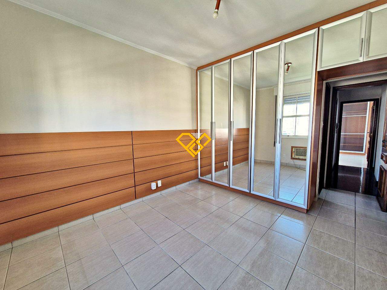Apartamento à venda no Marapé: