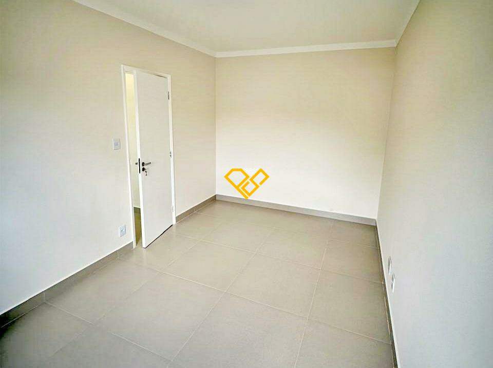 Apartamento à venda no Vila Mathias: Dormitório