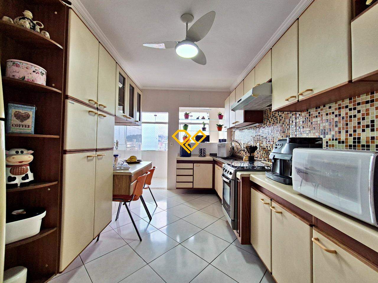 Cobertura à venda no Campo Grande: Cozinha