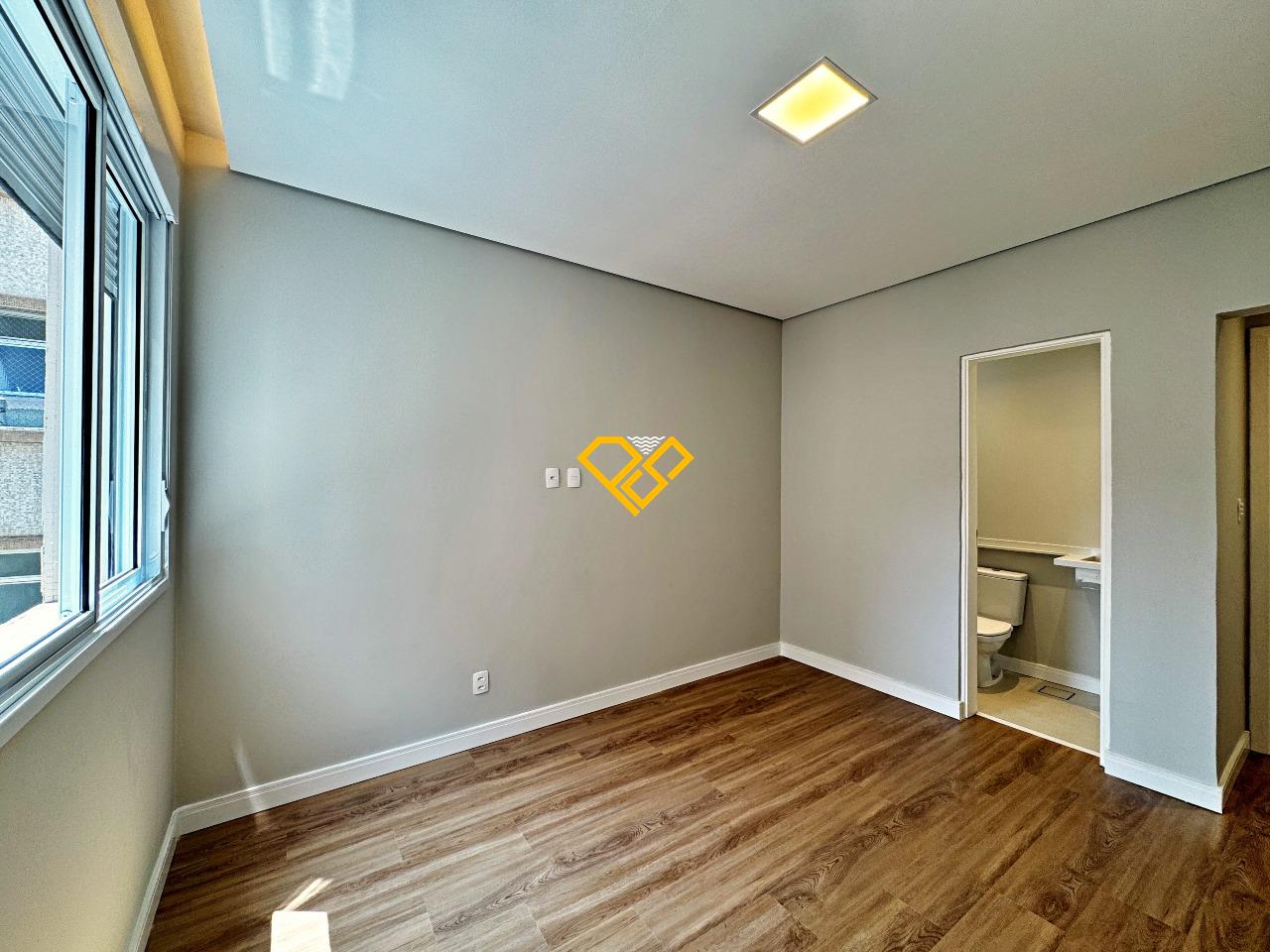 Apartamento à venda no Gonzaga: Suíte 1