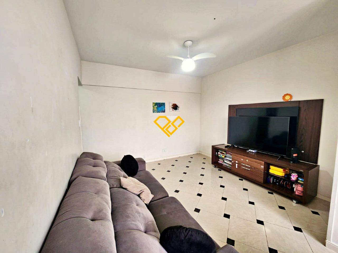 Apartamento à venda no Encruzilhada: Sala