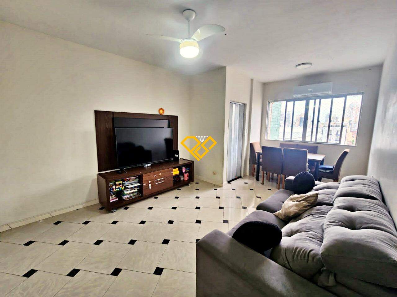Apartamento à venda no Encruzilhada: Sala