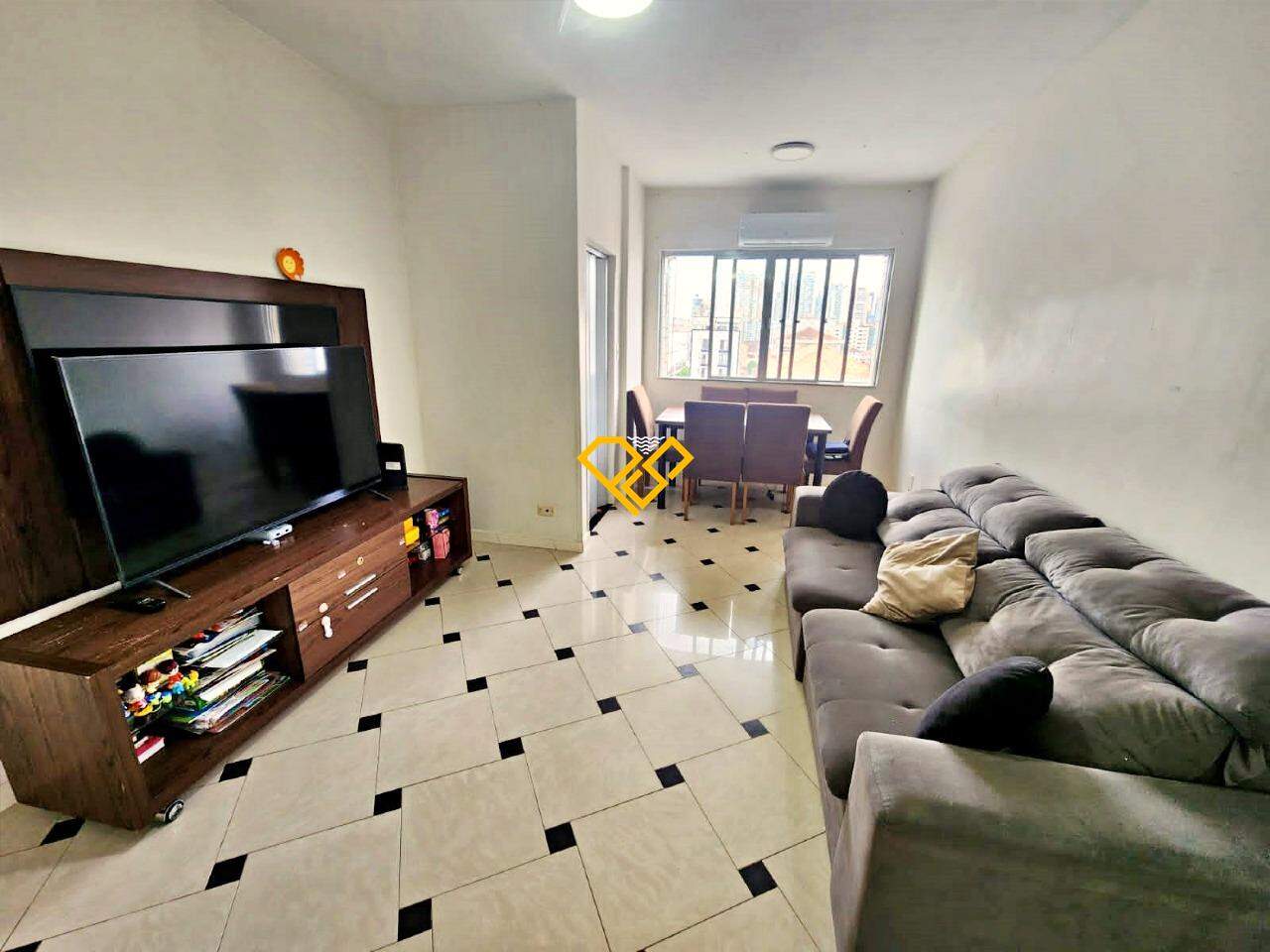 Apartamento à venda no Encruzilhada: Sala
