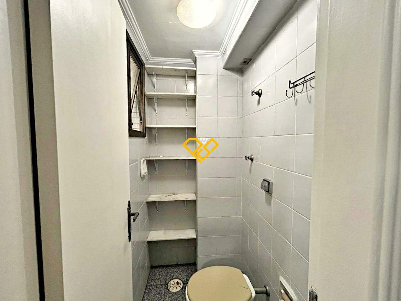 Apartamento à venda no Marapé: Wc de serviço