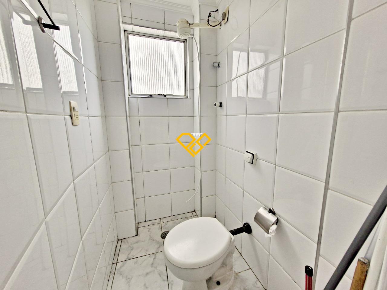 Apartamento para aluguel no Ponta da Praia: Wc de serviço