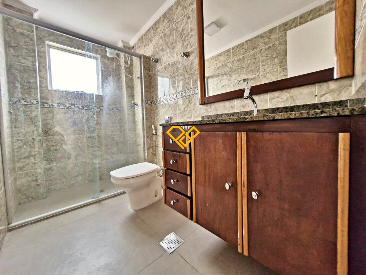 Apartamento para aluguel no Ponta da Praia: Wc social