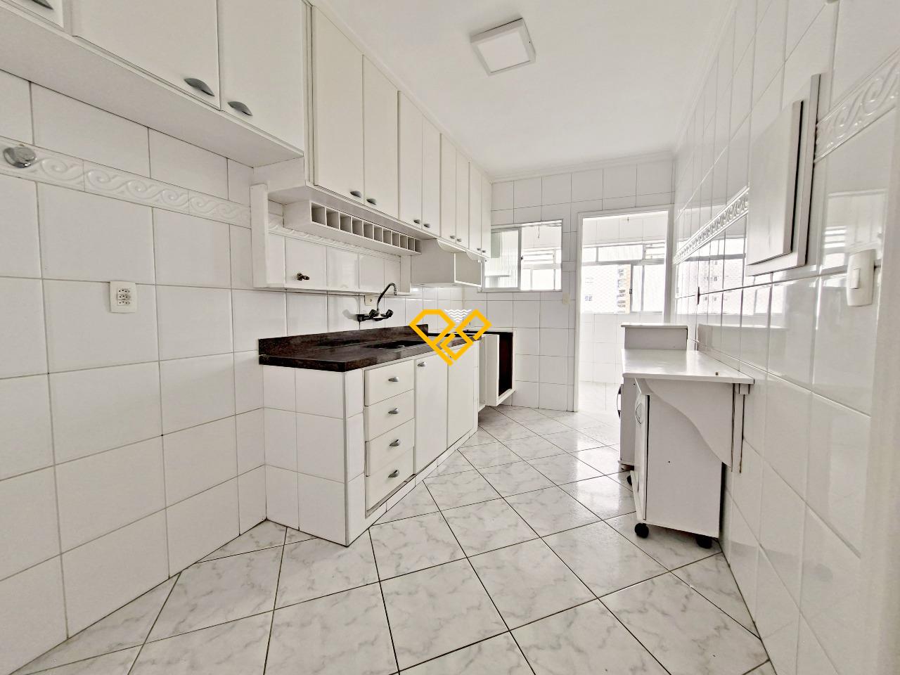 Apartamento para aluguel no Ponta da Praia: Cozinha