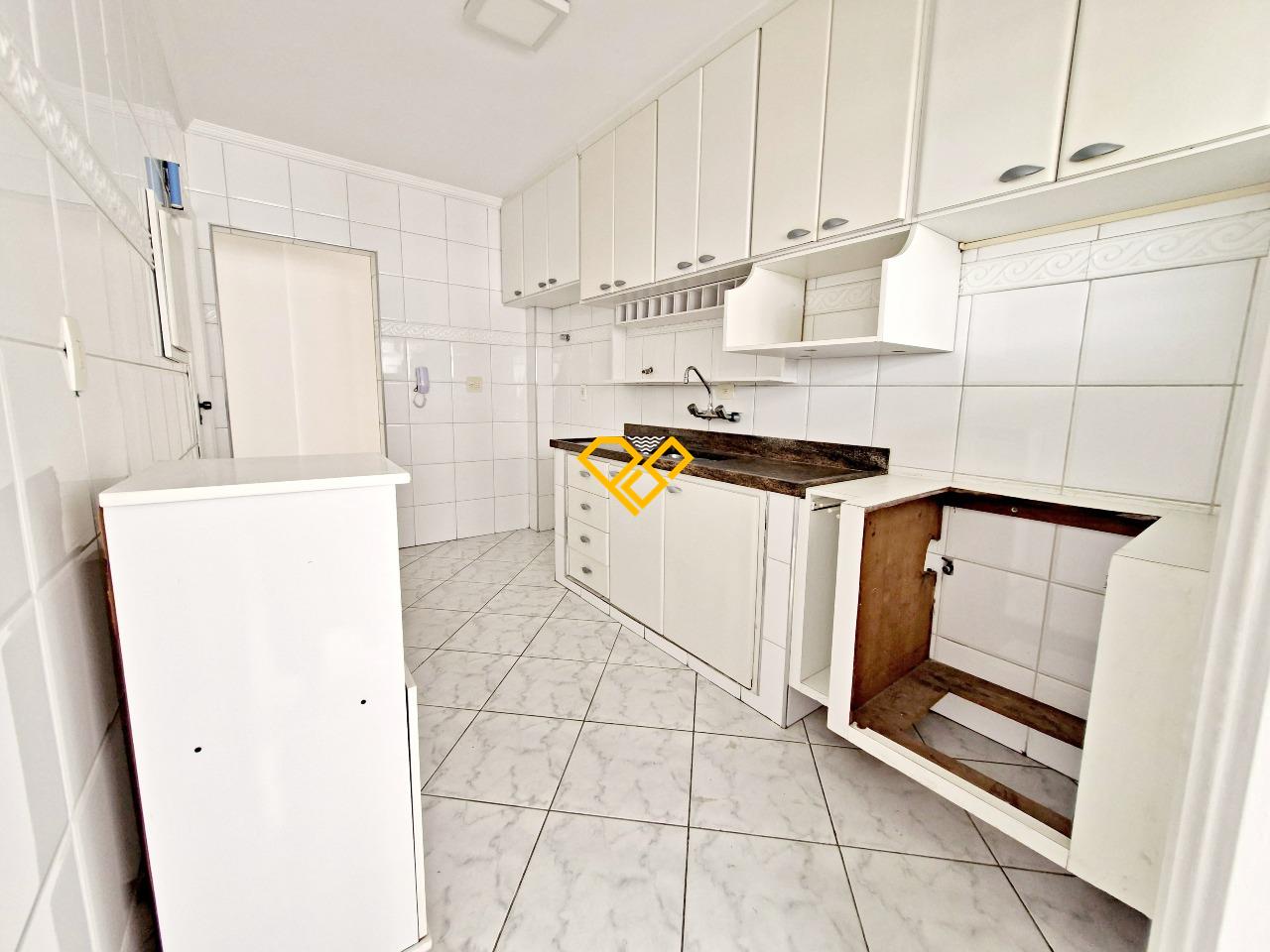 Apartamento para aluguel no Ponta da Praia: Cozinha