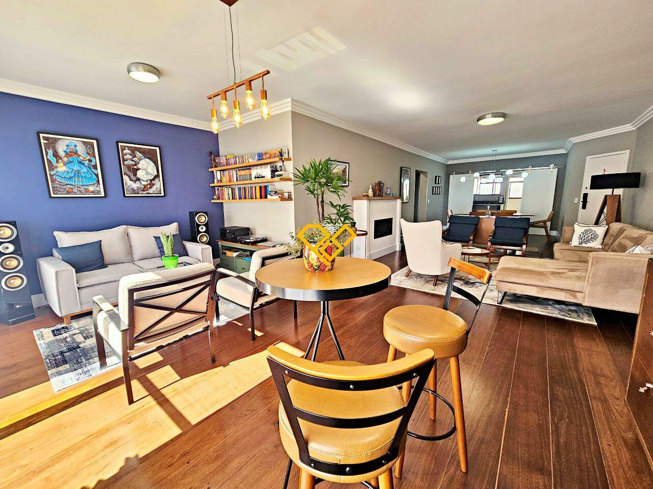 Apartamento à venda no Gonzaga: Sala