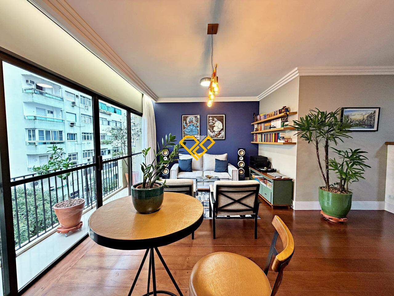 Apartamento à venda no Gonzaga: Sala