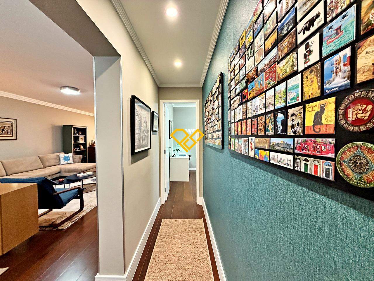 Apartamento à venda no Gonzaga: Corredor íntimo