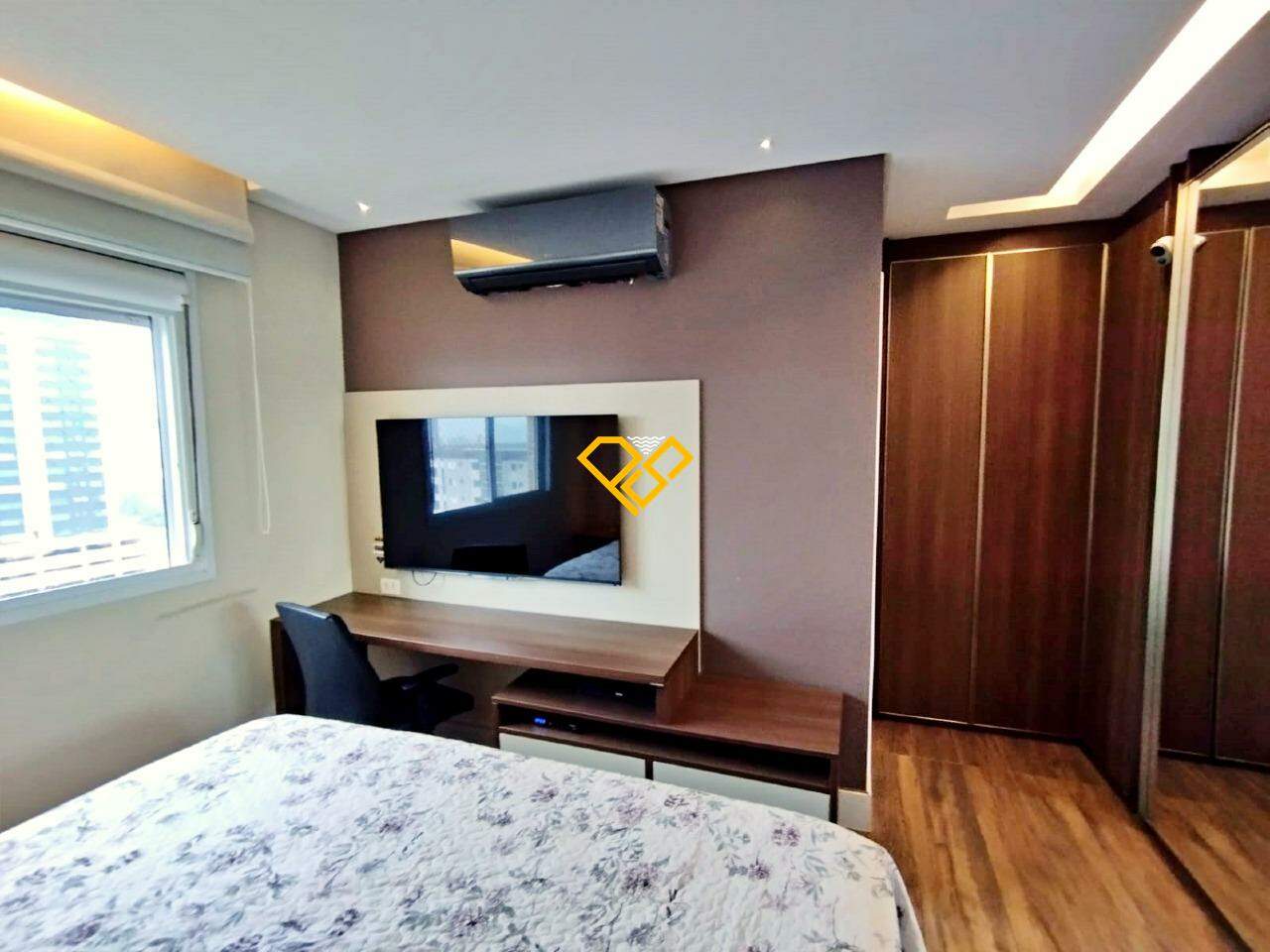 Apartamento à venda no Ponta da Praia: Suíte 1