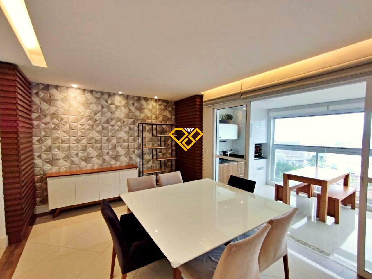 Apartamento à venda no Ponta da Praia: Sala